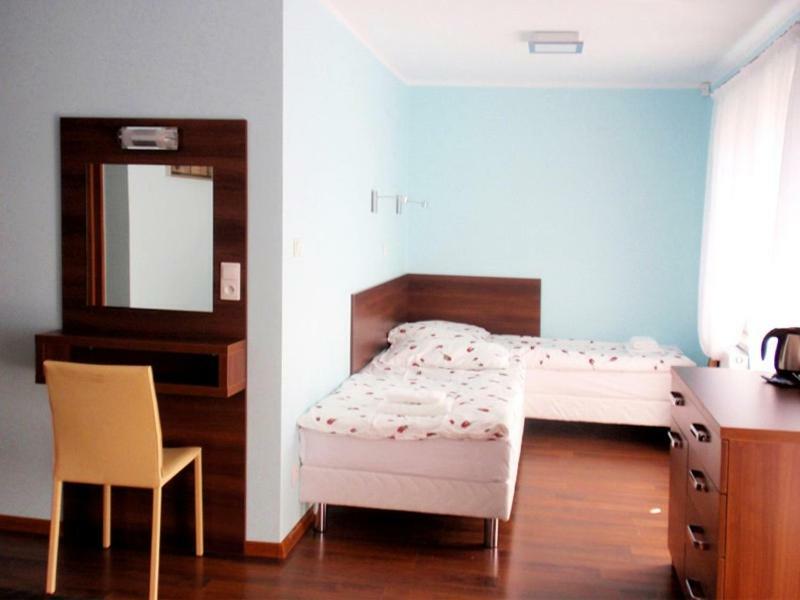 Azzurro Hotel Łukęcin Zewnętrze zdjęcie